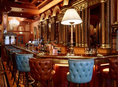 Bar 12